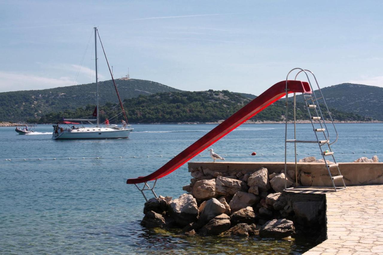 Apartments By The Sea Jezera, Murter - 5063 Bagian luar foto